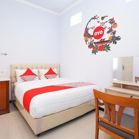 Oyo 477 Raka Residence Syariah Purwoharjo Banyuwangi Banyuwangi  Zewnętrze zdjęcie
